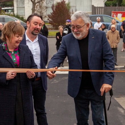 HE WAKA AHIKA OPENING 01