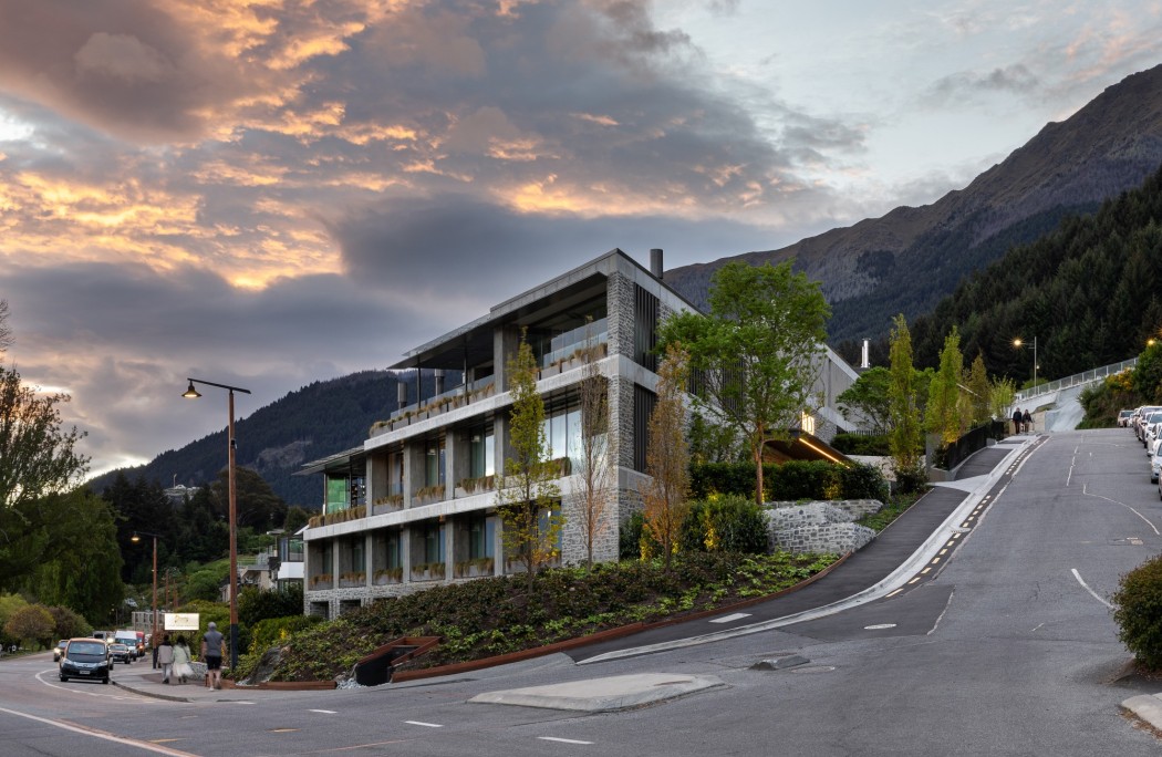 Roki Queenstown Queenstown - Cook Brothers Construction - 01